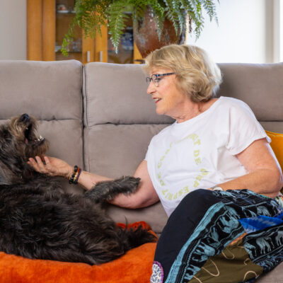 Samen op de bank is fijner met een maatje